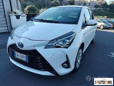 Second-hand Toyota Yaris Hybrid Active 73 CP (53 kW) 2019 Alb Berlinǎ