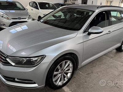 Usata VW Passat 120 CV (88 kW) 2017 Grigio Station wagon