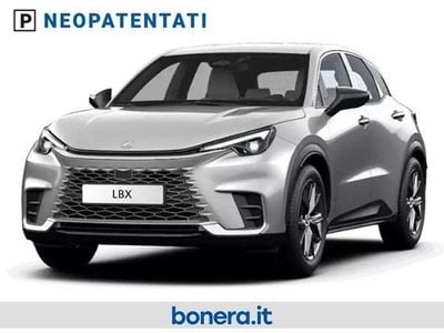 Nuova Lexus LBX 136 CV (100 kW) 2026 Silver (non ord) SUV