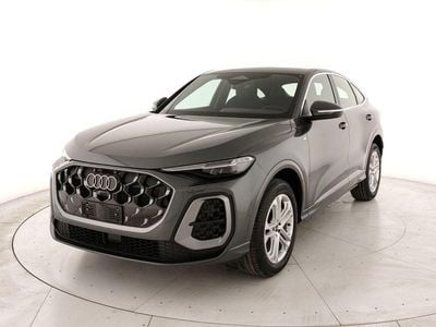 Nuova Audi Q5 Sportback S-Line 204 CV (150 kW) 2025 Grigio SUV