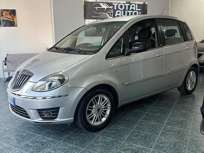 Usata Lancia Musa 95 CV (69 kW) 2012 Argento Monovolume