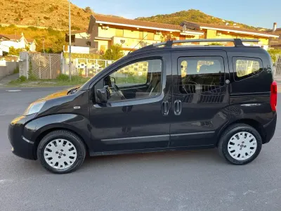 Usata Fiat Qubo Trekking 95 CV (69 kW) 2011 Grigio Monovolume
