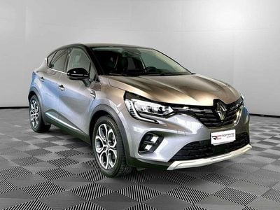 Usata Renault Captur Techno 143 CV (105 kW) 2023 Grigio SUV