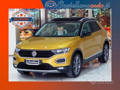 Usata VW T-Roc Advance 116 CV (85 kW) 2018 Oro SUV