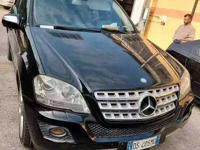 Usata Mercedes 320 224 CV (164 kW) 2008 SUV