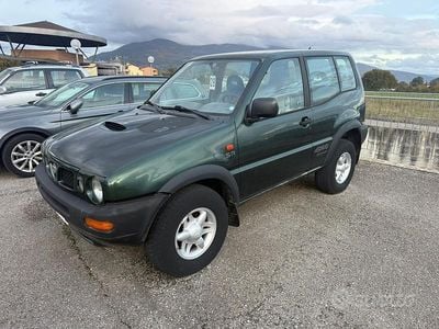 Usata Nissan Terrano 125 CV (91 kW) 1997 Verde SUV