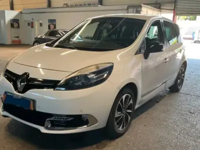 Usata Renault Scénic III 132 CV (97 kW) 2015 Bianco Monovolume