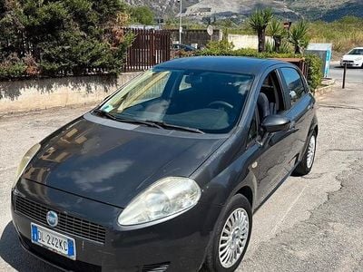 Usata Fiat Grande Punto 65 CV (47 kW) 2007 Grigio Utilitaria