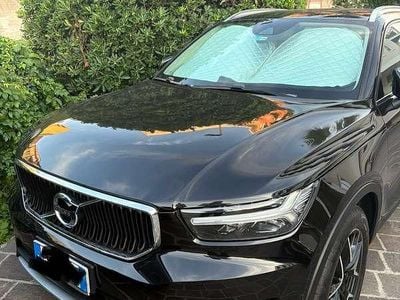 Usata Volvo XC40 Momentum 129 CV (94 kW) 2021 SUV