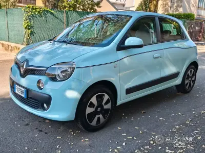 Usata Renault Twingo SE 69 CV (50 kW) 2017 Blu Utilitaria