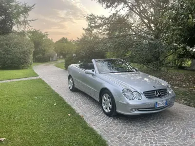 Usata Mercedes CLK200 Elegance 163 CV (119 kW) 2003 Grigio Cabrio