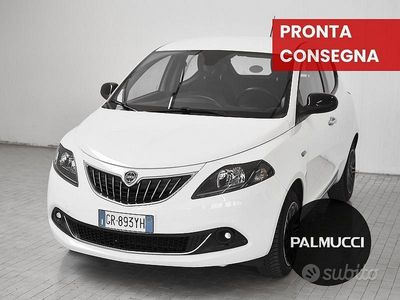 Usata Lancia Ypsilon Gold 70 CV (51 kW) 2023 Utilitaria
