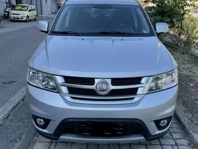 Usata Fiat Freemont 140 CV (102 kW) 2011 SUV