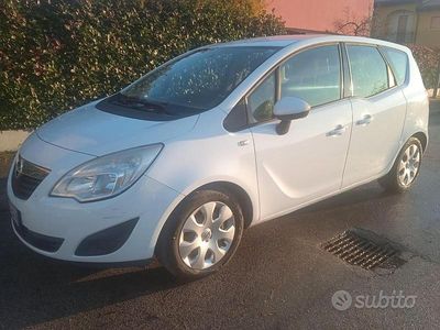 Bianco Usata 2012 Opel Meriva Monovolume | 3500 € (Cara)