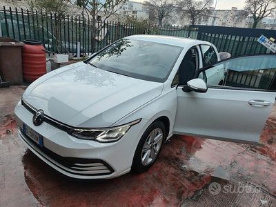 Usata VW Golf VIII 116 CV (85 kW) 2022 Bianco Berlina