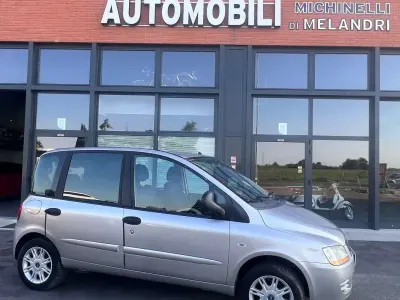 Usata Fiat Multipla Active 92 CV (67 kW) 2005 Argento Monovolume