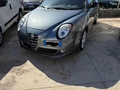 Usata Alfa Romeo MiTo 95 CV (69 kW) 2013 Grigio Utilitaria