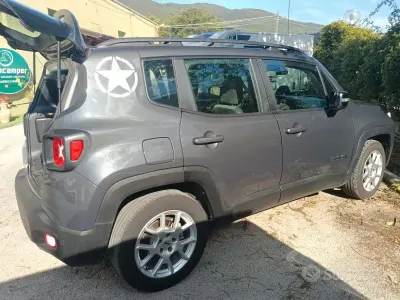 Usata Jeep Renegade Limited 130 CV (95 kW) 2023 Grigio SUV