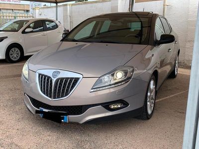 Usata Lancia Delta 120 CV (88 kW) 2009 Grigio Utilitaria