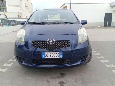 Usata Toyota Yaris 69 CV (50 kW) 2006 Berlina