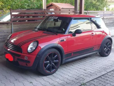 Usata Mini One D 75 CV (55 kW) 2005 Rosso Utilitaria