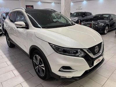 Bianco ghiaccio metallizzato Usata 2019 Nissan Qashqai N-Connecta SUV | 14.499 € (Ottimo prezzo)