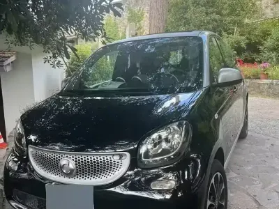 Usata Smart ForFour Passion 71 CV (52 kW) 2014 Utilitaria