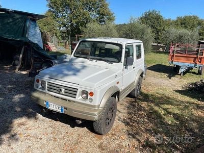Usata Suzuki Samurai 63 CV (46 kW) 2001 Bianco SUV