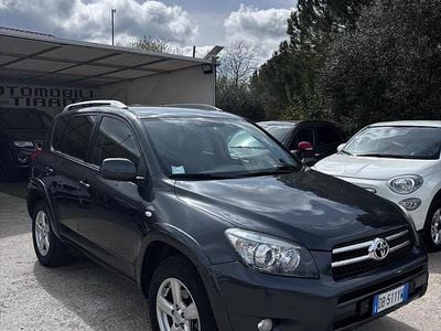 Usata Toyota RAV4 Luxury 177 CV (130 kW) 2006 Grigio SUV