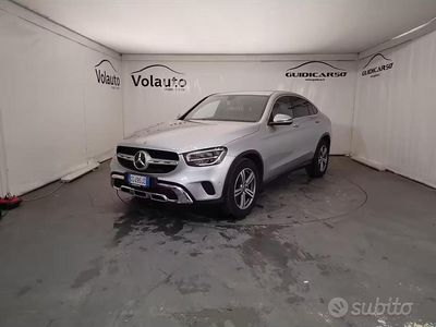 Usata Mercedes GLC200 163 CV (119 kW) 2021 Grigio SUV