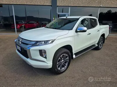 Usata Mitsubishi L200