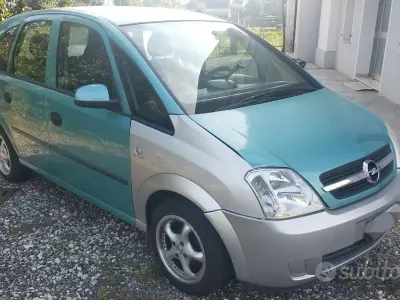 Usata Opel Meriva 101 CV (74 kW) 2003 Monovolume