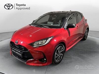 Usata Toyota Yaris Hybrid Style 116 CV (85 kW) 2022 Rosso Berlina