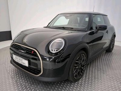 Nero Usata 2024 Mini Cooper S Favoured Utilitaria | 34.000 € (Buon prezzo)