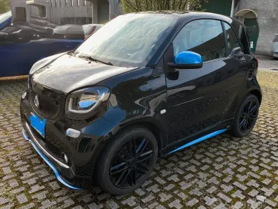Usata Smart ForTwo Electric Drive Brabus 41 kW (56 CV) 2019 Nero Coupé