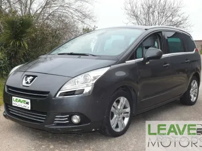 Gebraucht Peugeot 5008 150 PS (110 kW) 2010 Grau Van / Kleinbus