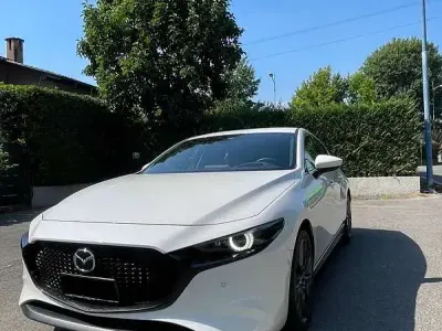 Usata Mazda 3 Exceed 150 CV (110 kW) 2022 Berlina