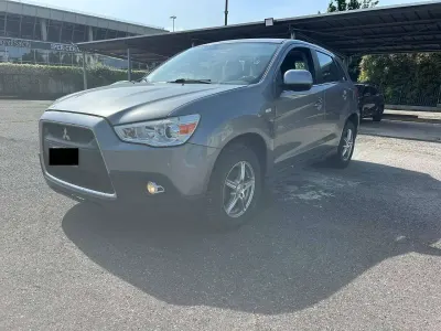 Usata Mitsubishi ASX Invite 150 CV (110 kW) 2010 Grigio SUV