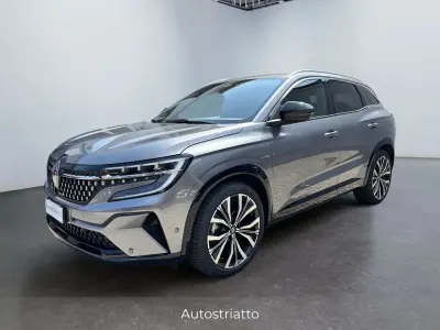 Usata Renault Austral Iconic 200 CV (147 kW) 2023 Grigio SUV