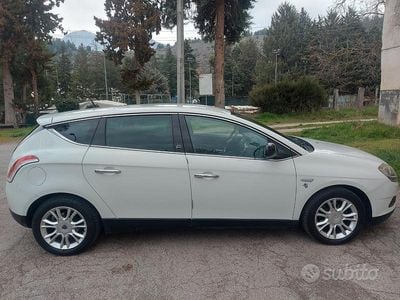 Usata Lancia Delta 2012 Bianco Utilitaria