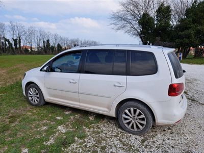 usata VW Touran 1.4 16V TSI 150CV Highline Ecofuel