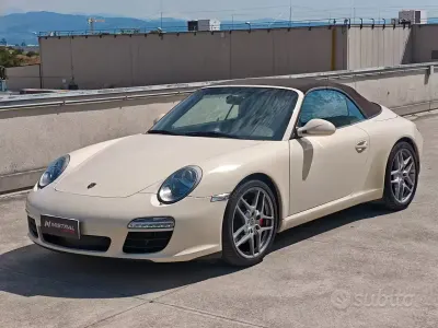 Usata Porsche 911 Carrera S Cabriolet 385 CV (283 kW) 2008 Bianco Cabrio