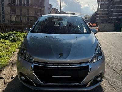 Usata Peugeot 208 75 CV (55 kW) 2017 Grigio Utilitaria