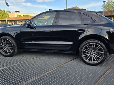 Usata Porsche Macan 245 CV (180 kW) 2020 Schwarz SUV