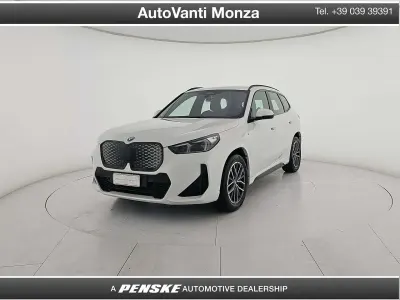 Usata BMW iX1 M Sport 150 kW (204 CV) 2025 Bianco SUV