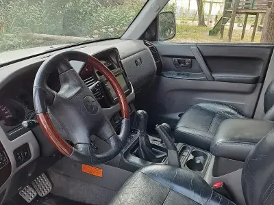 Usata Mitsubishi Pajero 2002 Grigio SUV