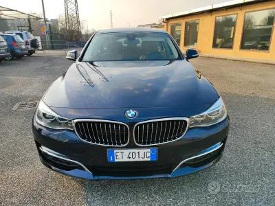 Usata BMW 320 Luxury Line 184 CV (135 kW) 2013 Bluazzurro Berlina