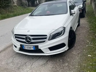 Usata Mercedes A180 109 CV (80 kW) 2014 Bianco Berlina