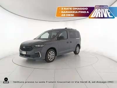 Usata Ford Tourneo Titanium 122 CV (89 kW) 2023 Grigio metallizzato scuro Monovolume