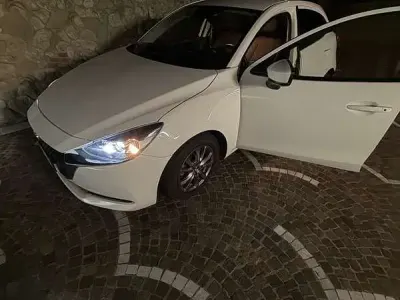 Usata Mazda 2 75 CV (55 kW) 2021 Utilitaria